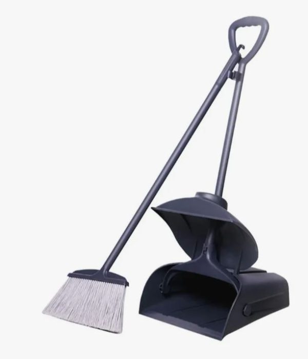 Dust pan set